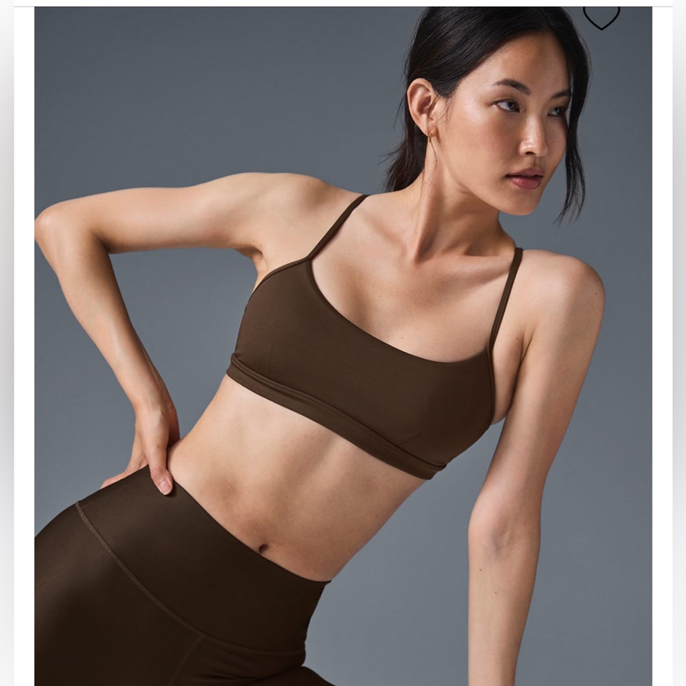 Alo Airlift Intrigue Bra in Espresso